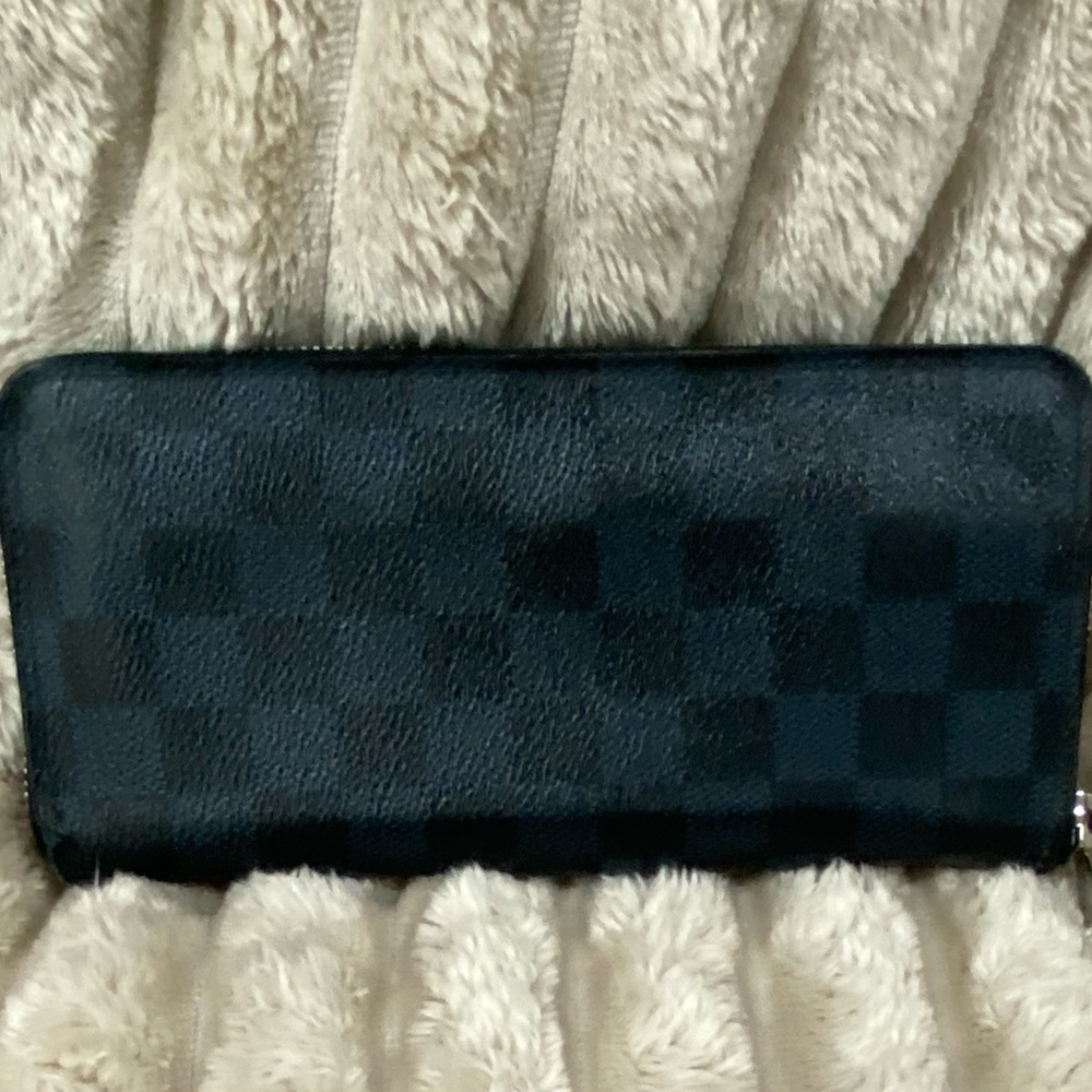 Louis Vuitton Black Damier Graphite Zippy Wallet